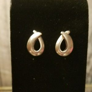 ❤🎁🎁925 Sterling silver earring❤❤🎁